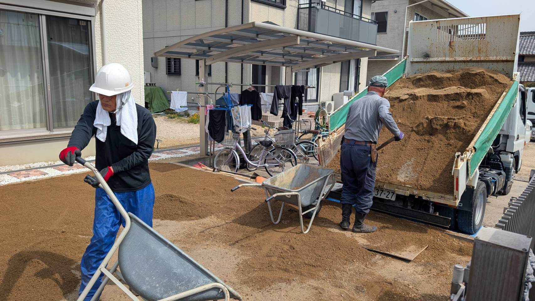 [画像]更地になった庭